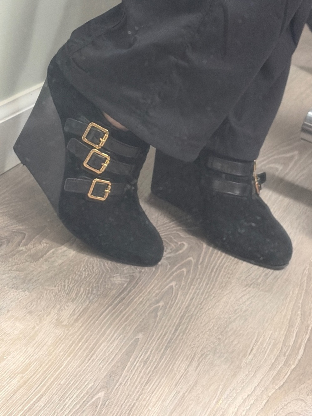 Tory Burch Black Suede Triple Buckle Wedge Booties Ankle Boot Size 8.5 G